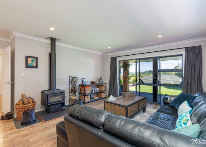  at 94 Kirton Drive, Riverstone Terraces, Upper Hutt