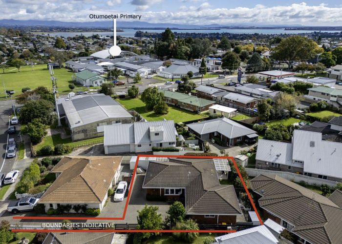  at 14B Darraghs Road, Brookfield, Tauranga