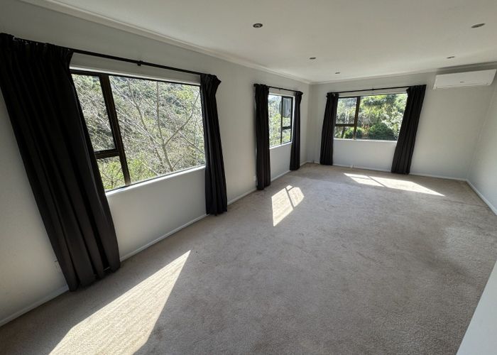 For rent 80 Hazelwood Avenue, Karori, Wellington, Wellington homes