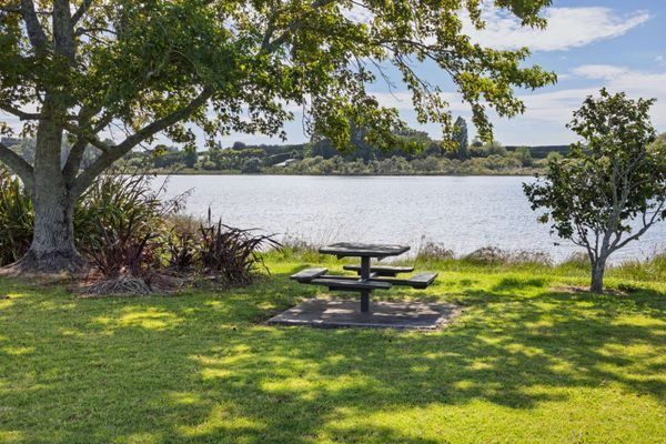  at 10 Lindoch Avenue, Tauranga