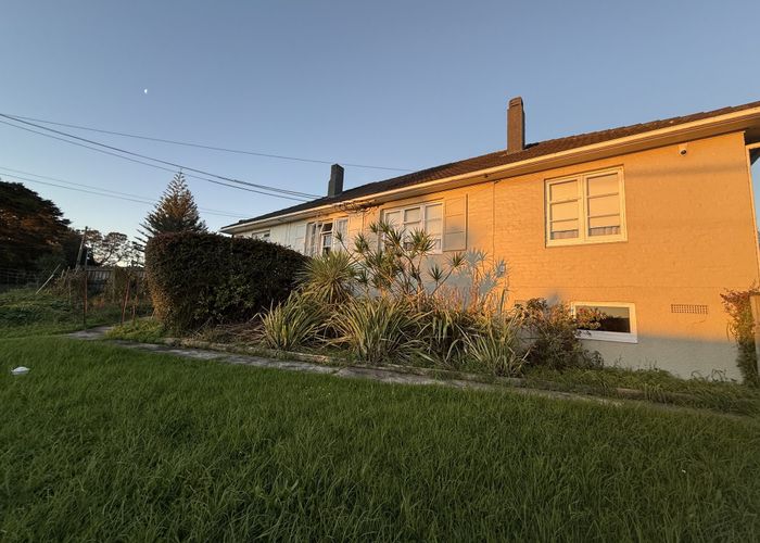  at 3 Scout Ave, Mount Roskill, Auckland City, Auckland
