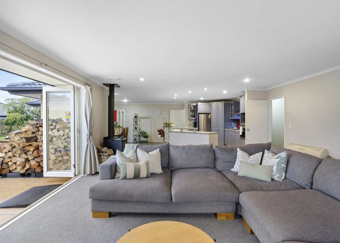  at 7 Riverwood Boulevard, Redwood, Christchurch City, Canterbury