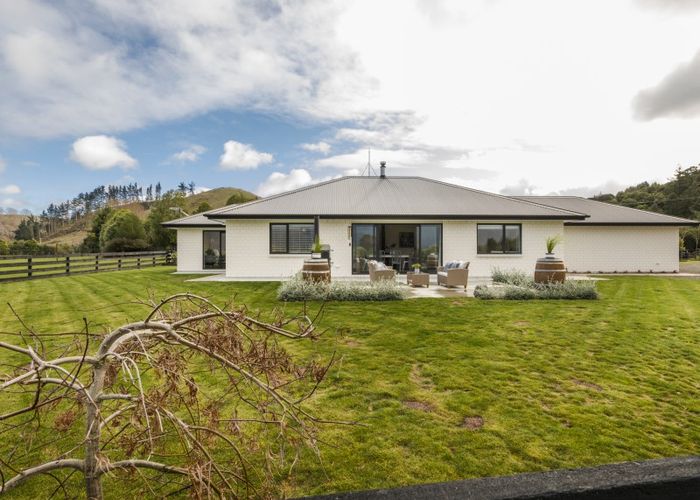  at 946D Finnis Road, Pohangina