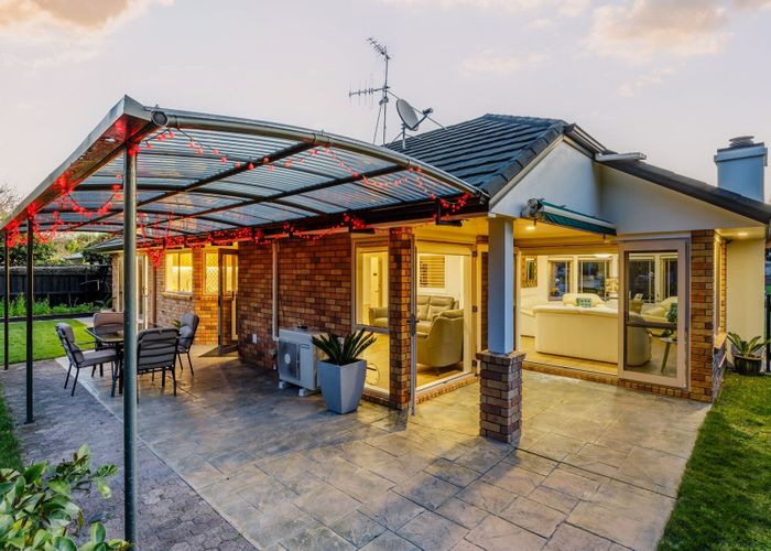  at 13 Canaandale Drive, Flagstaff, Hamilton