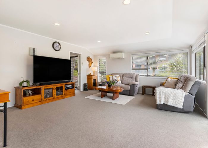  at 17C Mizpah Road, Browns Bay, North Shore City, Auckland