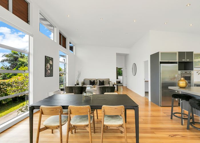  at 16 Richard Street, Westmere, Auckland