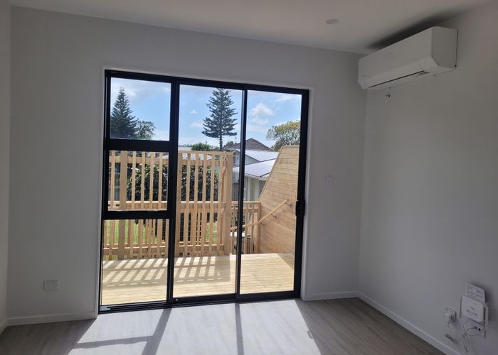  at 5 Paine Place, Mangere, Manukau City, Auckland