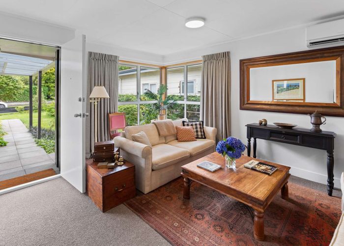  at 11 Seaton Court, Hokowhitu, Palmerston North