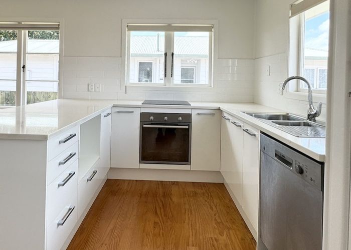  at 26 Te Kanawa Crescent, Henderson, Auckland