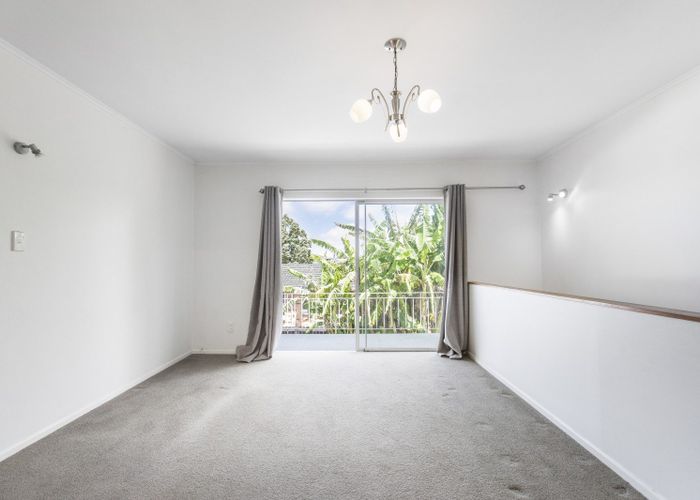  at 2/44 Campbell Road, One Tree Hill, Auckland