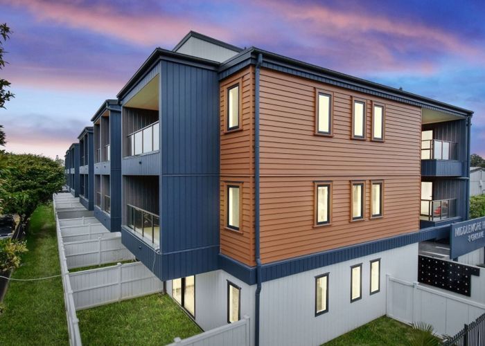  at 8/103 Grey Avenue, Mangere East, Manukau City, Auckland