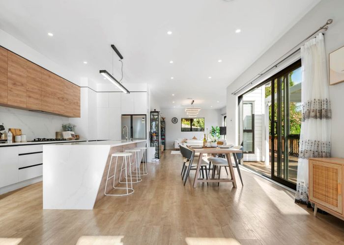  at 16B Capricorn Place, Browns Bay, North Shore City, Auckland