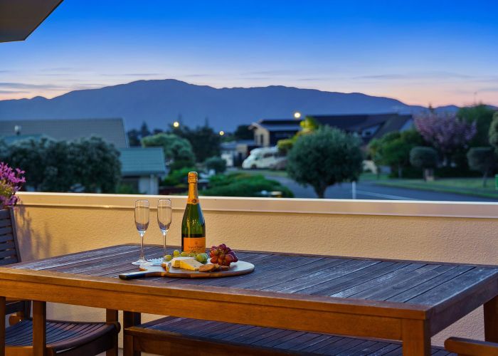  at 324 Manly Street, Paraparaumu Beach, Paraparaumu