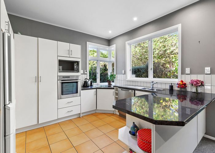  at 25 Rothsay Road, Ngaio, Wellington