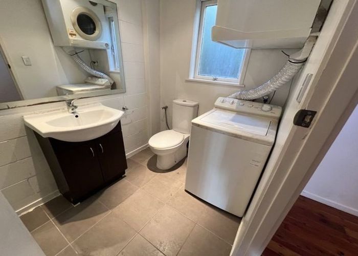  at 4/35 Turakina Street, Grey Lynn, Auckland City, Auckland