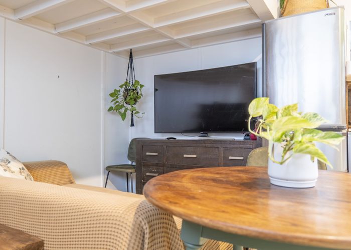  at 75 Fairview Crescent, Omiha, Waiheke Island, Auckland
