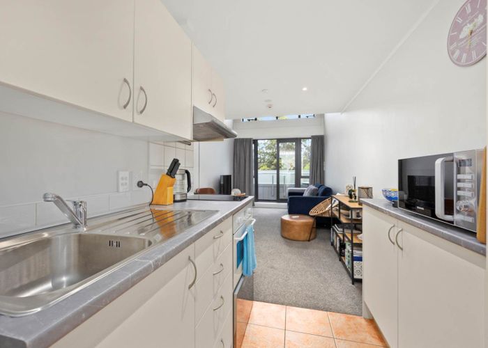  at 5B/30 Westward Ho, Glen Eden, Waitakere City, Auckland