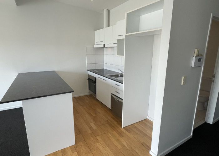  at 6 Aranui Road, Mount Wellington, Auckland City, Auckland