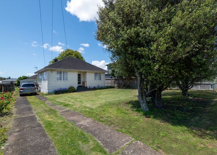  at 3 Lloyd Avenue, Papatoetoe, Manukau City, Auckland