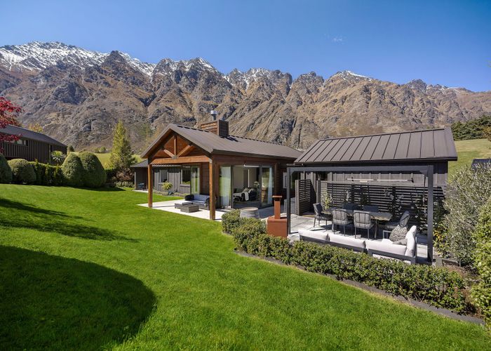  at 6 Pendeen Crescent, Jacks Point, Queenstown-Lakes, Otago