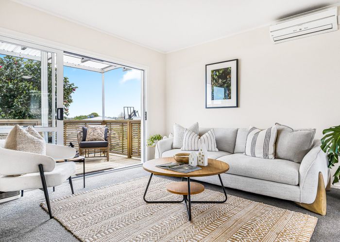  at 11 Gilpin Place, Beach Haven, North Shore City, Auckland