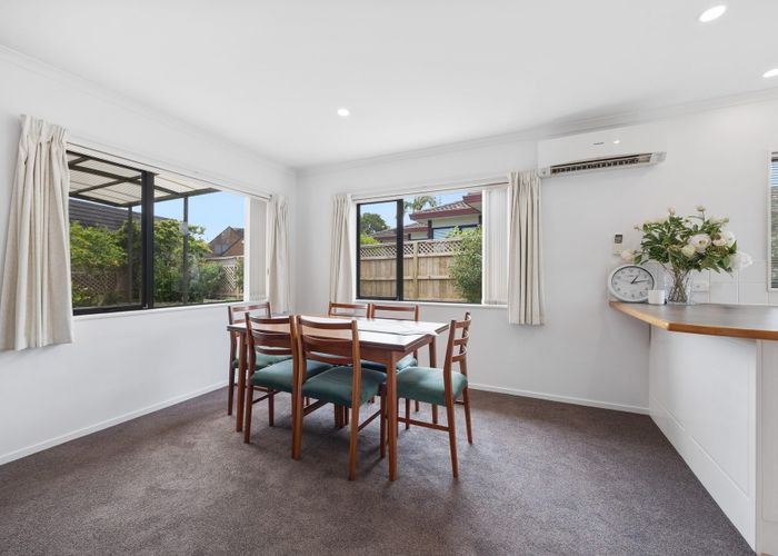  at 9 Starlight Cove, West Harbour, Waitakere City, Auckland