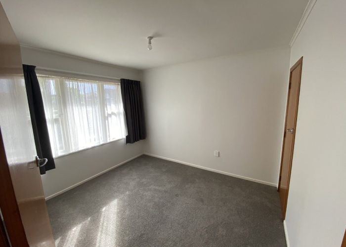  at 2/4 Gower Street , Trentham, Upper Hutt, Wellington