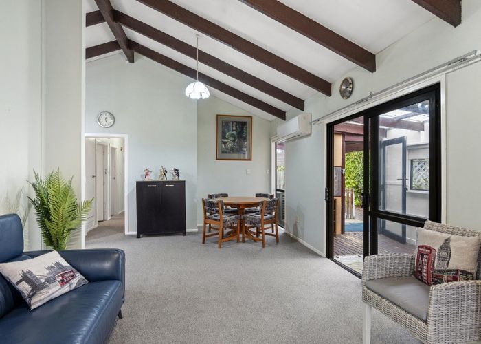  at 6 Malabar Crescent, Broomfield, Christchurch