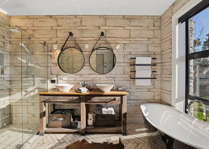  at 52 Threepwood Road, Lake Hayes, Queenstown-Lakes, Otago