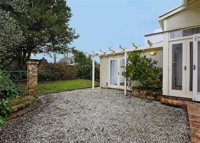  at 2  Anglesea Street, Freemans Bay, Auckland City, Auckland