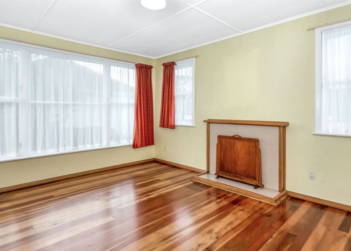  at 19 D'Urville Street, Cannons Creek, Porirua