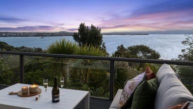  at 18 Tizard Road, Birkenhead, Auckland