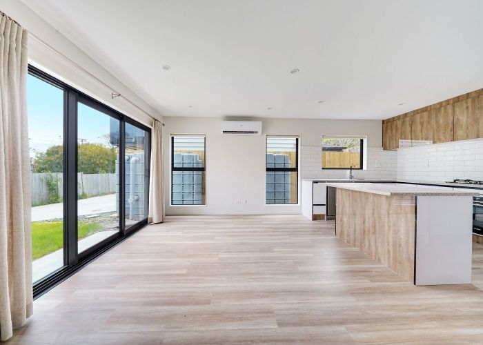  at 32B Swinburne Street, Blockhouse Bay, Auckland