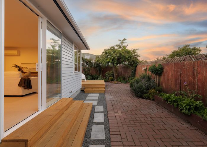  at 1/13 Ashmole Street, Woolston, Christchurch City, Canterbury