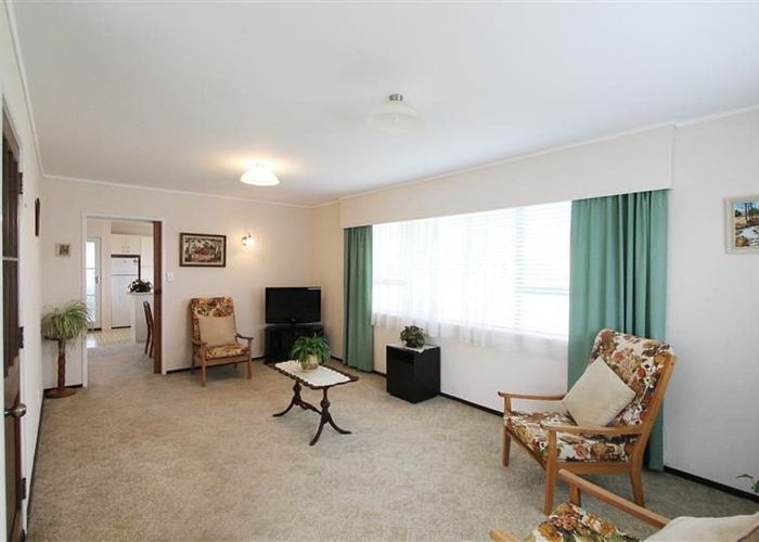  at 1/16 Regent Street, Papatoetoe, Manukau City, Auckland