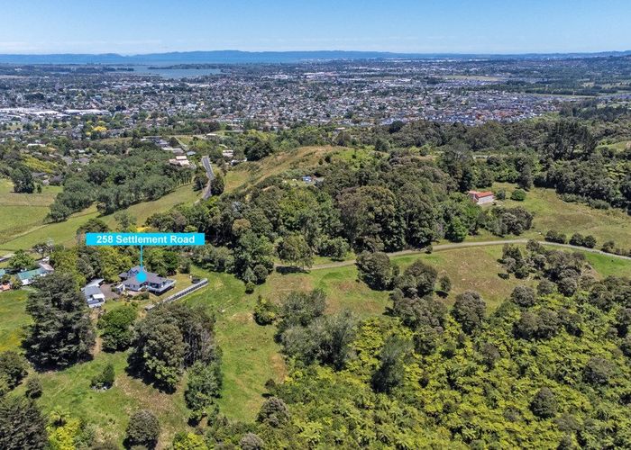  at 258 Settlement Road, Papakura, Papakura, Auckland
