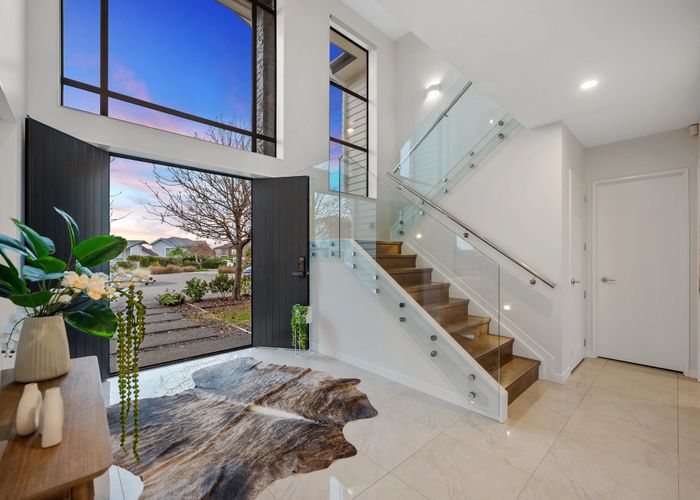  at 40 Te Oneroa Way, Long Bay, North Shore City, Auckland