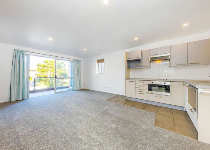  at 90B Michael Jones Drive, Flat Bush, Auckland