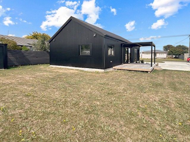  at 75b Hedges Street, Sanson, Manawatu, Manawatu / Whanganui