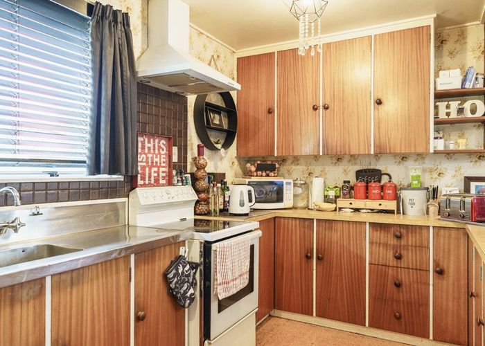  at 45 Caernarvon Drive, Flaxmere, Hastings