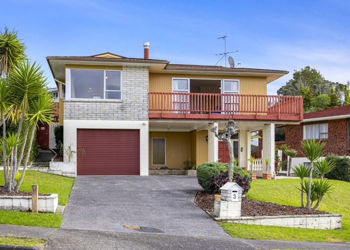  at 3 Robin Lane, Browns Bay, Auckland