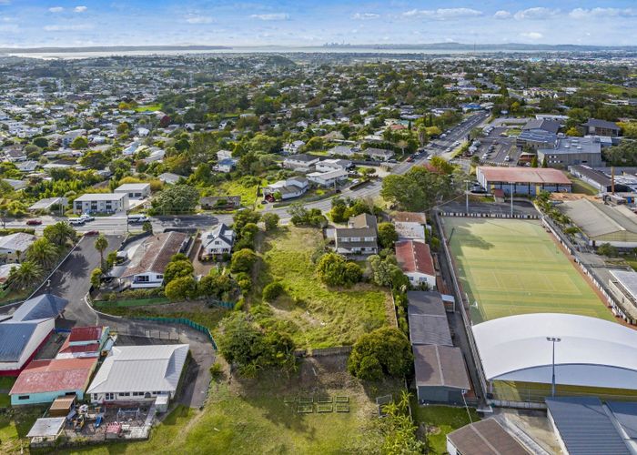  at 302-304 Don Buck Road, Massey, Waitakere City, Auckland
