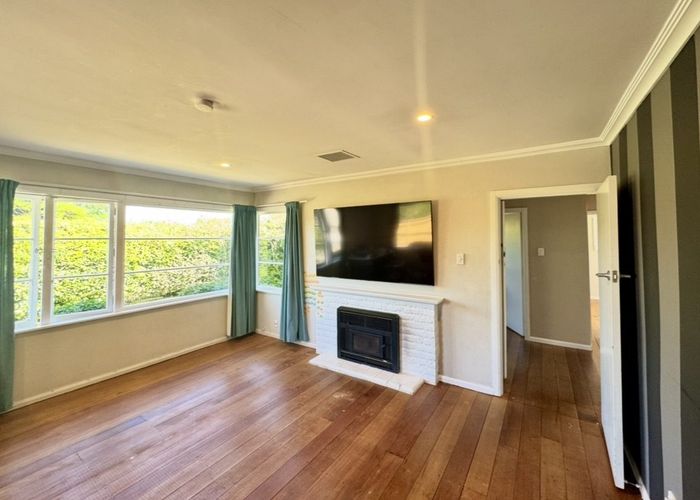  at 11 Saint Albans Avenue, Hokowhitu, Palmerston North, Manawatu / Whanganui