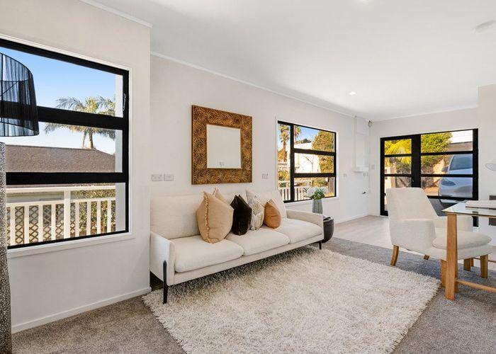  at 29 Tenbless Court, Unsworth Heights, North Shore City, Auckland