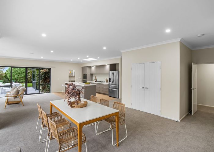  at 100 McMahon Drive, Aidanfield, Christchurch