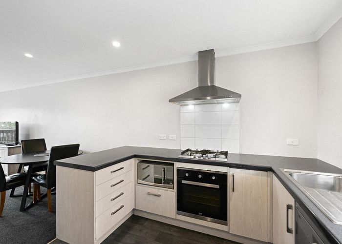  at 2/75 Cameron, Hamilton East, Hamilton, Waikato