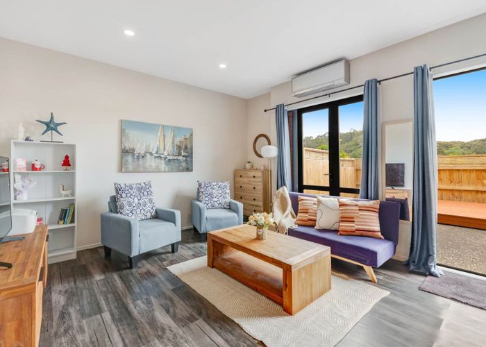  at 34/11 The Avenue, Albany, North Shore City, Auckland