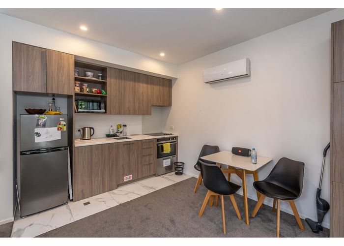  at 1/420 Hagley Avenue, Christchurch Central, Christchurch