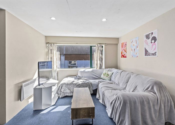  at 3/5 Hopper Street, Mount Cook, Wellington