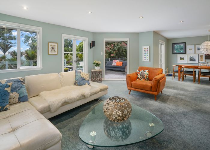  at 18 Hollywood Avenue, Titirangi, Auckland